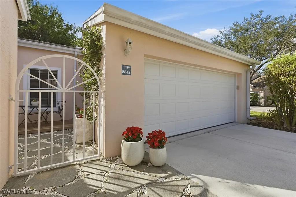 2842 Mizzen Way Naples FL 34109