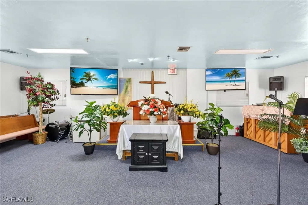 1940 Ricardo Avenue Fort Myers FL 33901