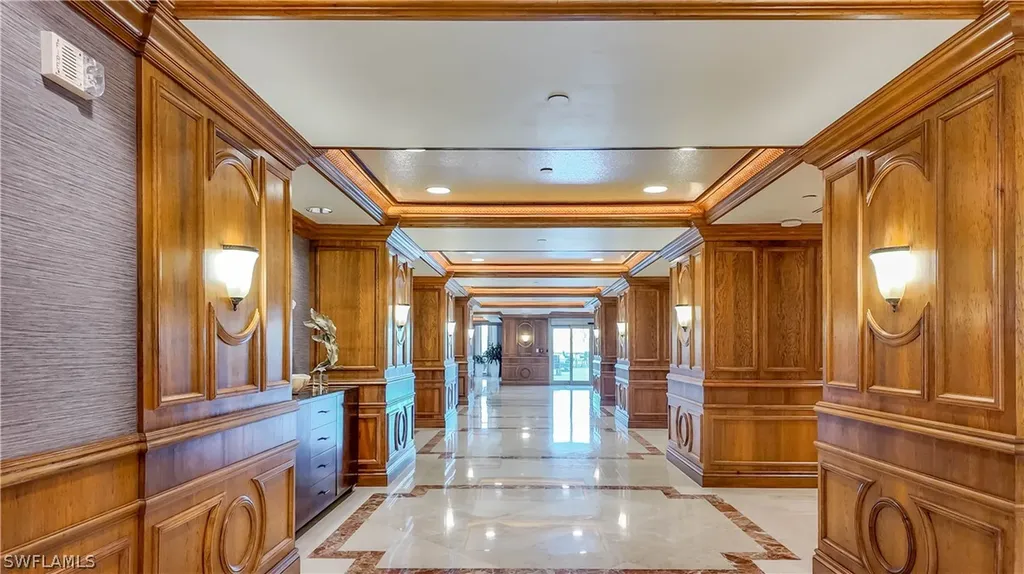 4021 Gulf Shore Boulevard N Naples FL 34103