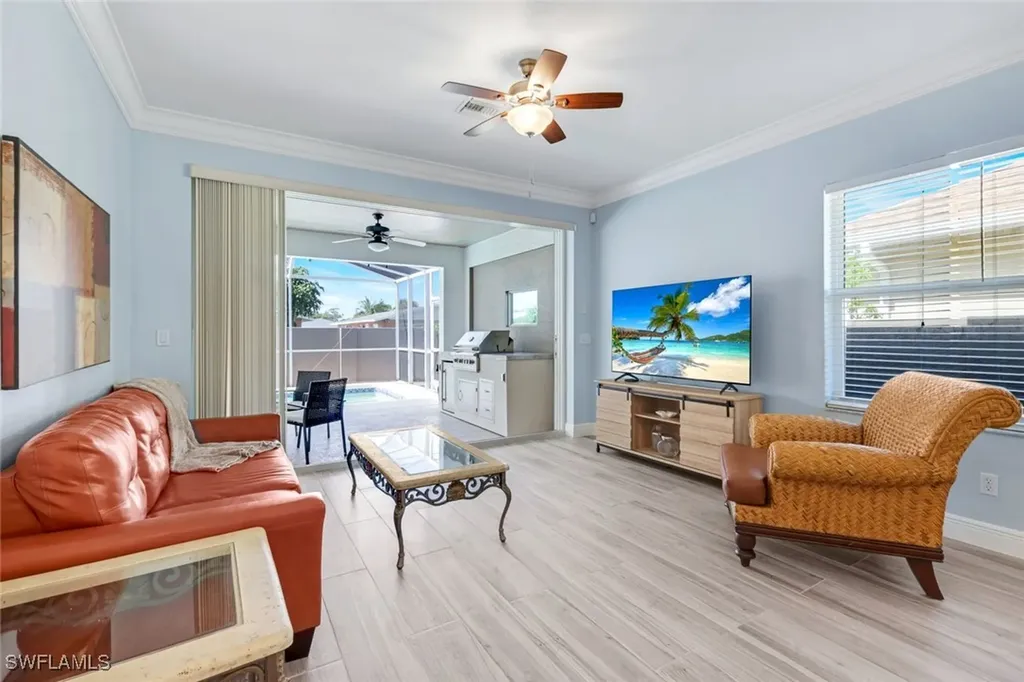746 101st Avenue N Naples FL 34108