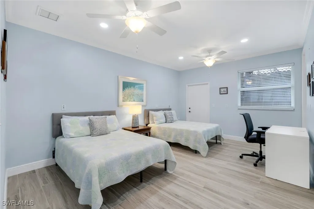 746 101st Avenue N Naples FL 34108