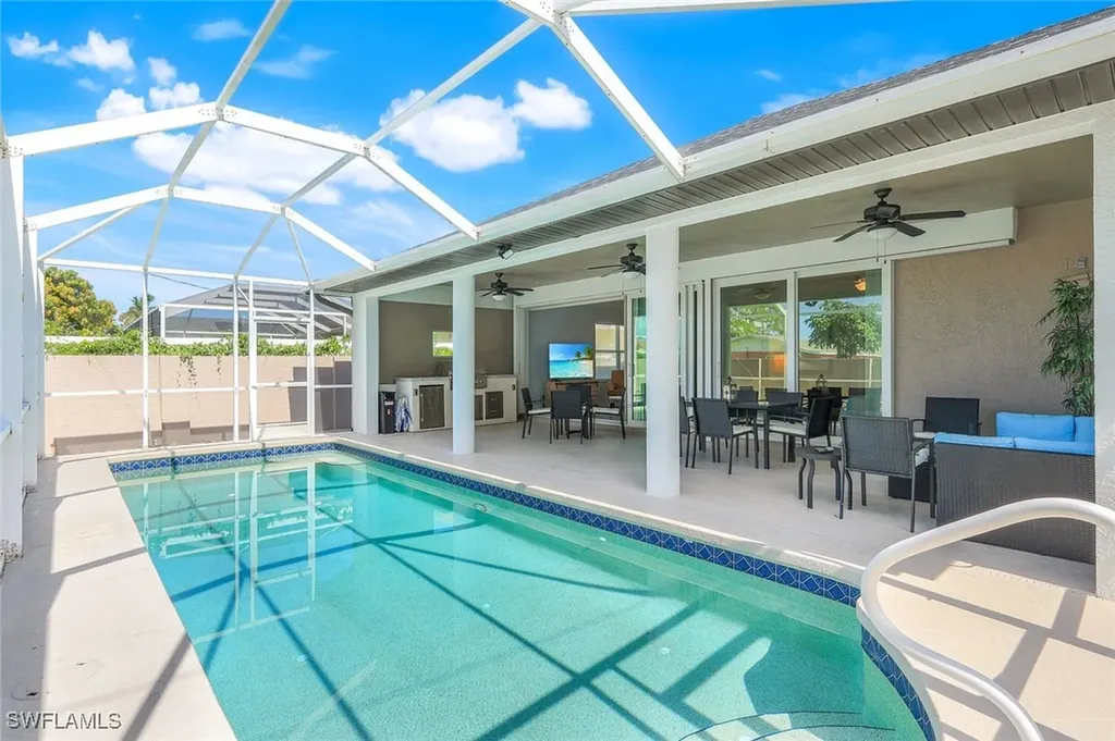 746 101st Avenue N Naples FL 34108