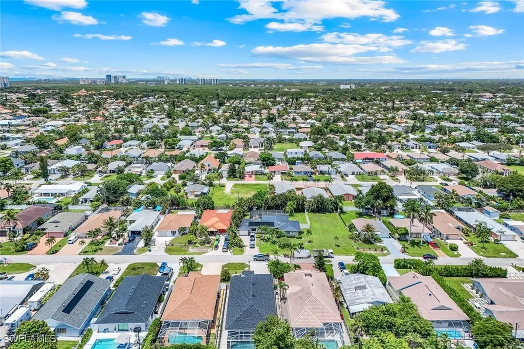 746 101st Avenue N Naples FL 34108