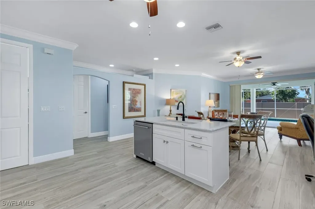 746 101st Avenue N Naples FL 34108