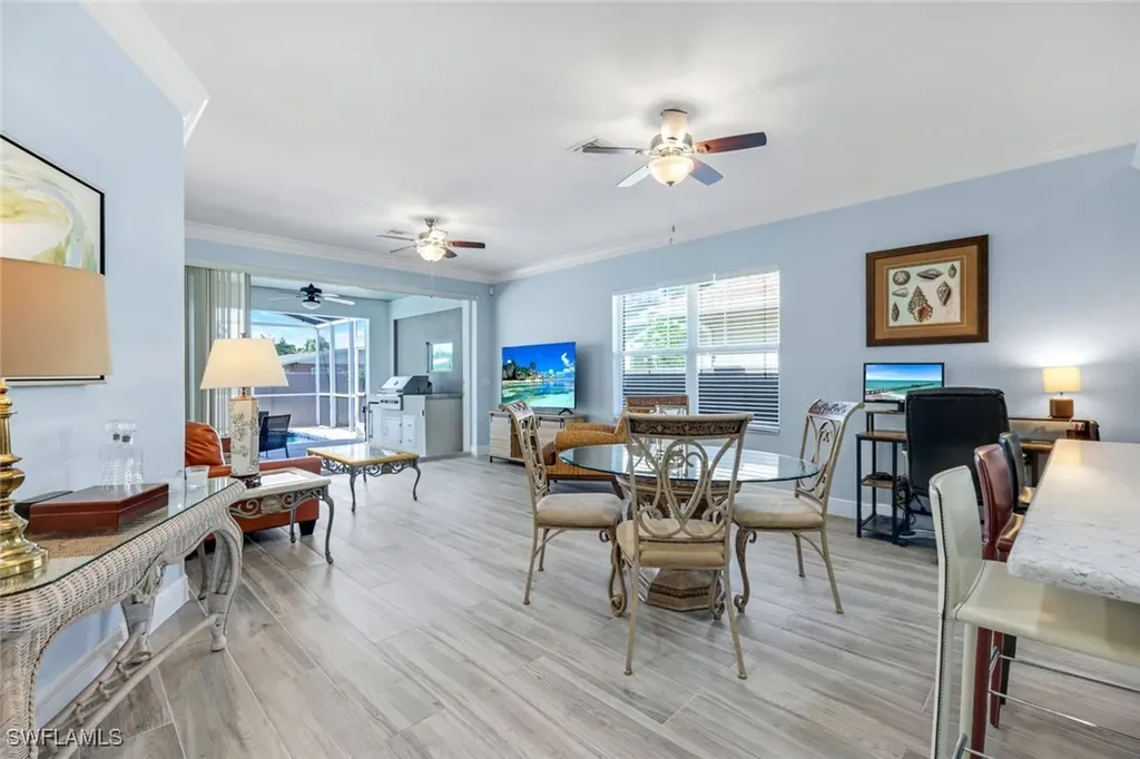 746 101st Avenue N Naples FL 34108