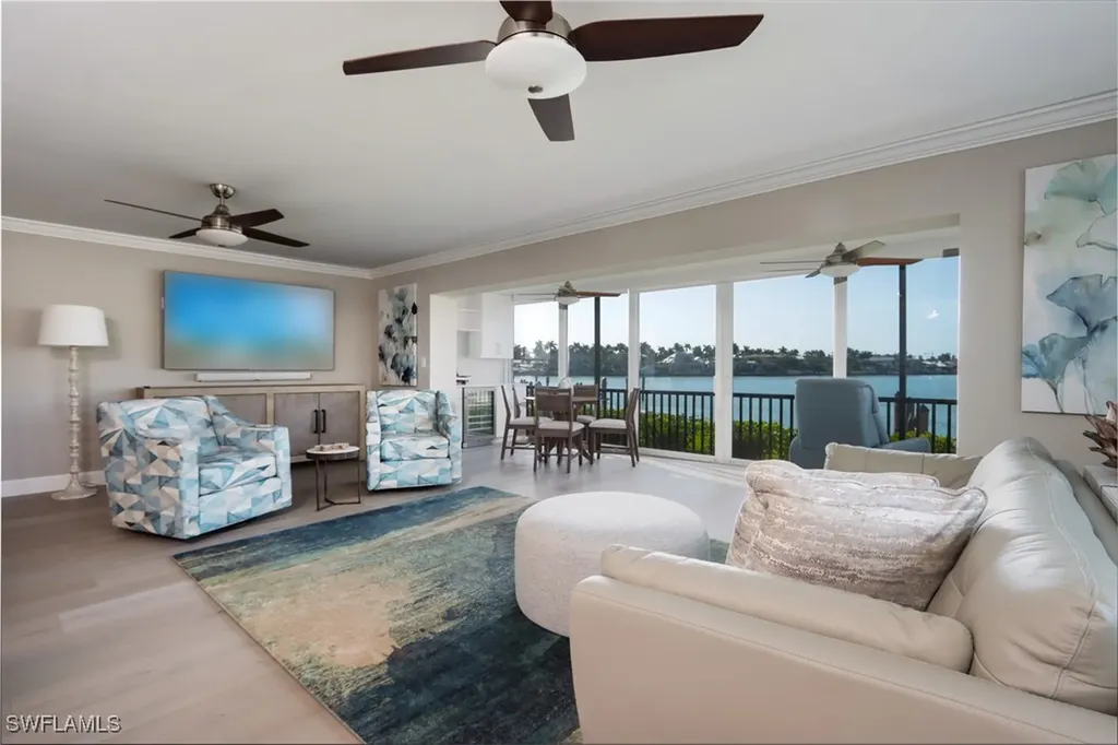222 Harbour Drive Naples FL 34103