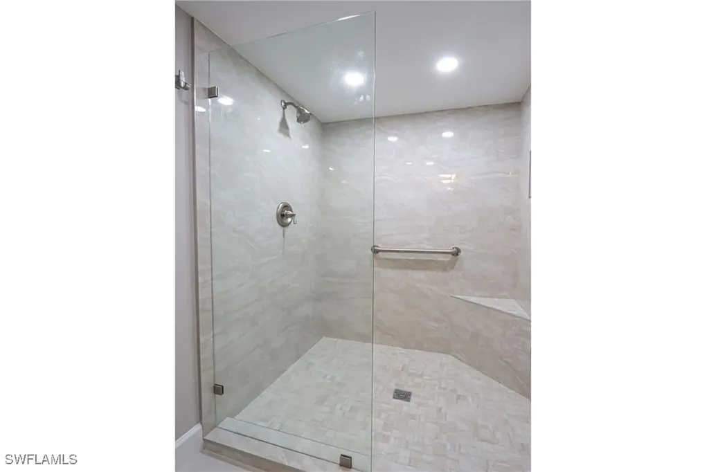222 Harbour Drive Naples FL 34103