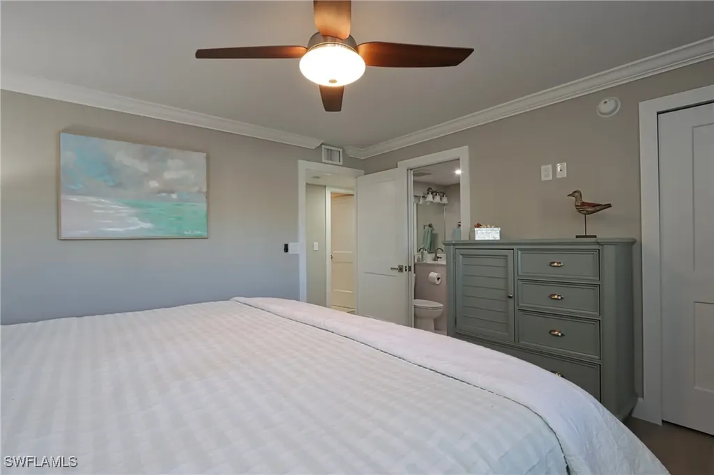 222 Harbour Drive Naples FL 34103