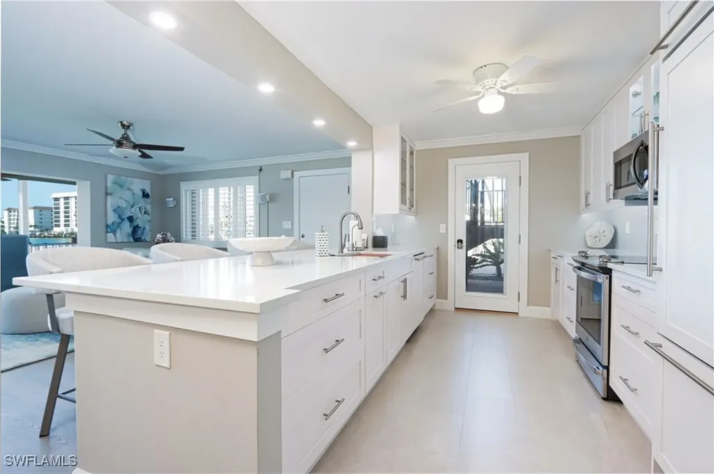 222 Harbour Drive Naples FL 34103