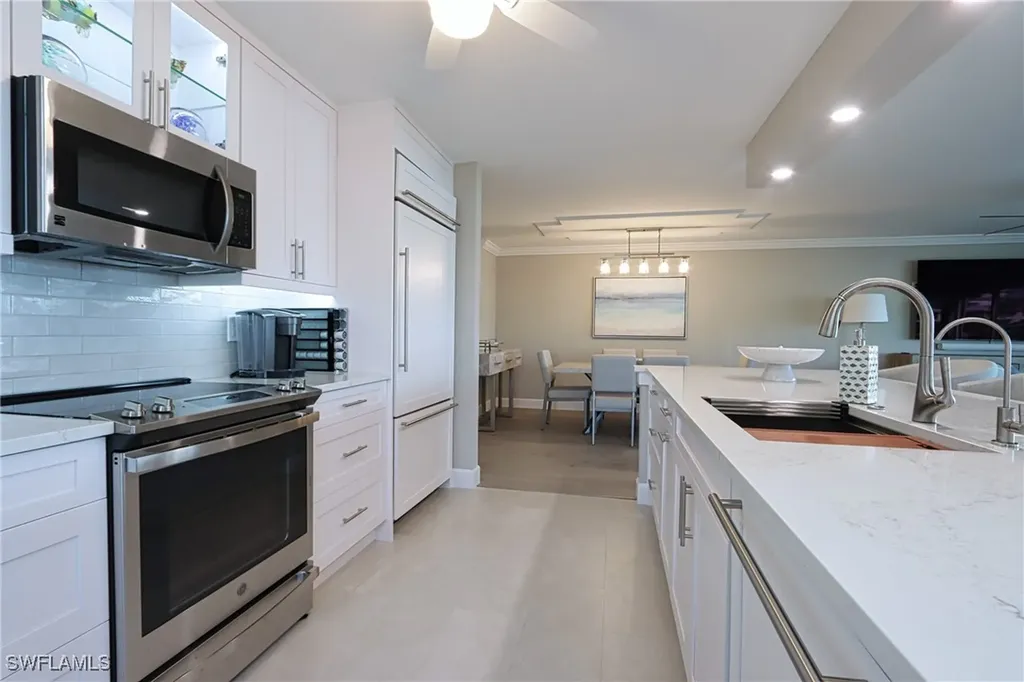 222 Harbour Drive Naples FL 34103