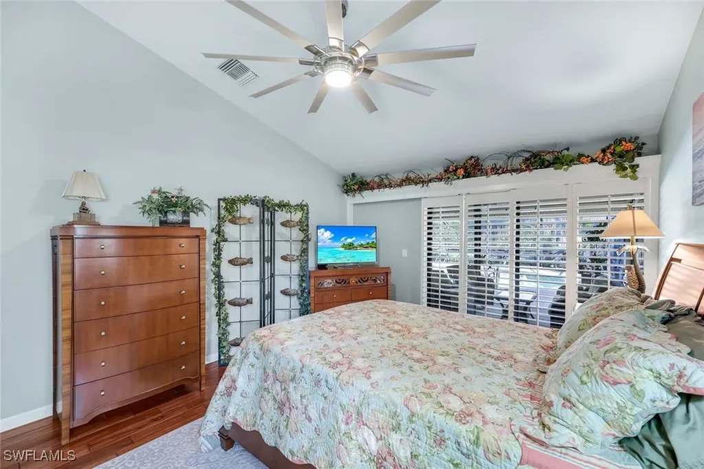 1933 Empress Court Naples FL 34110