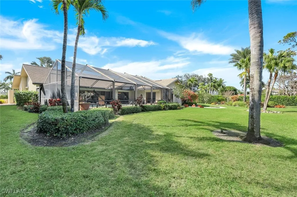 1933 Empress Court Naples FL 34110