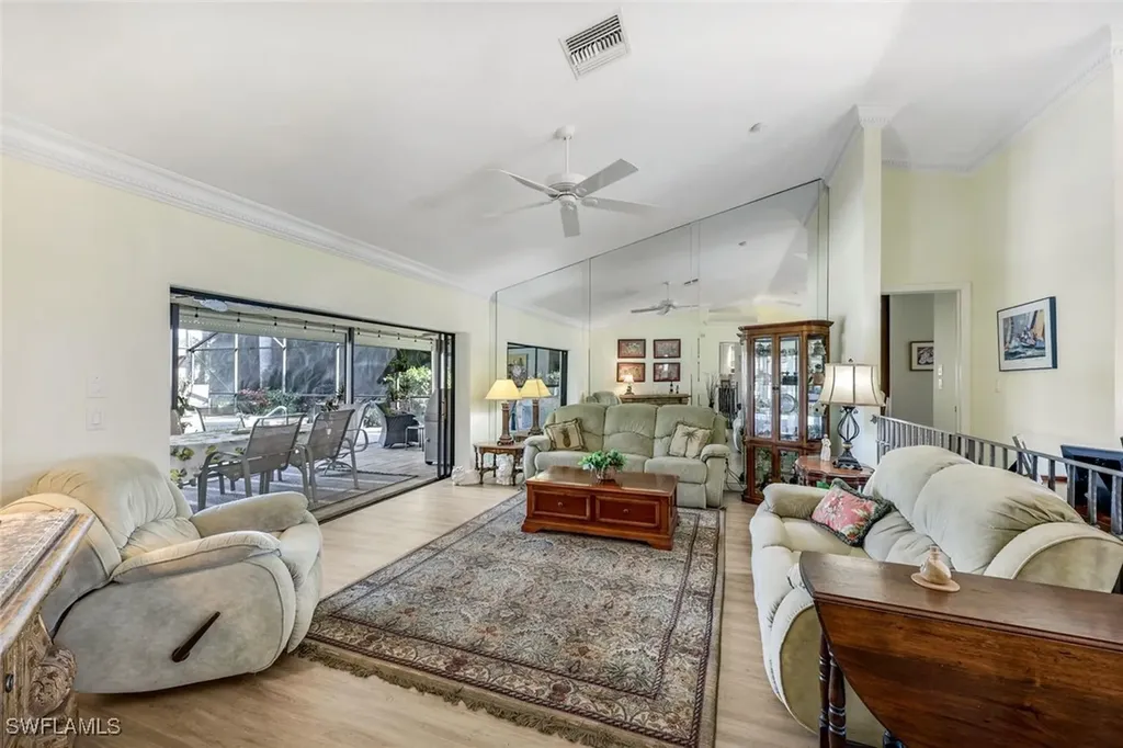 1933 Empress Court Naples FL 34110