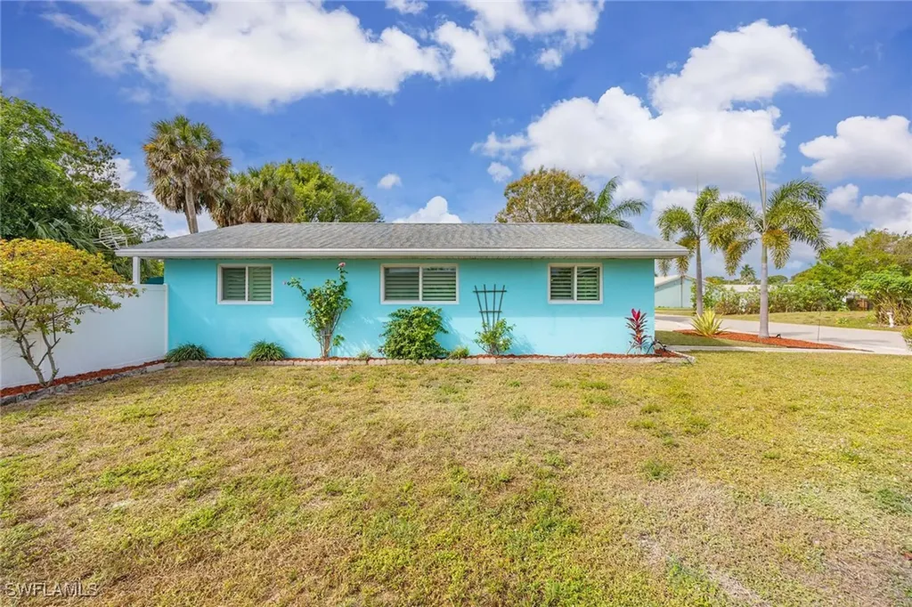 10690 Crockett Street Bonita Springs FL 34135