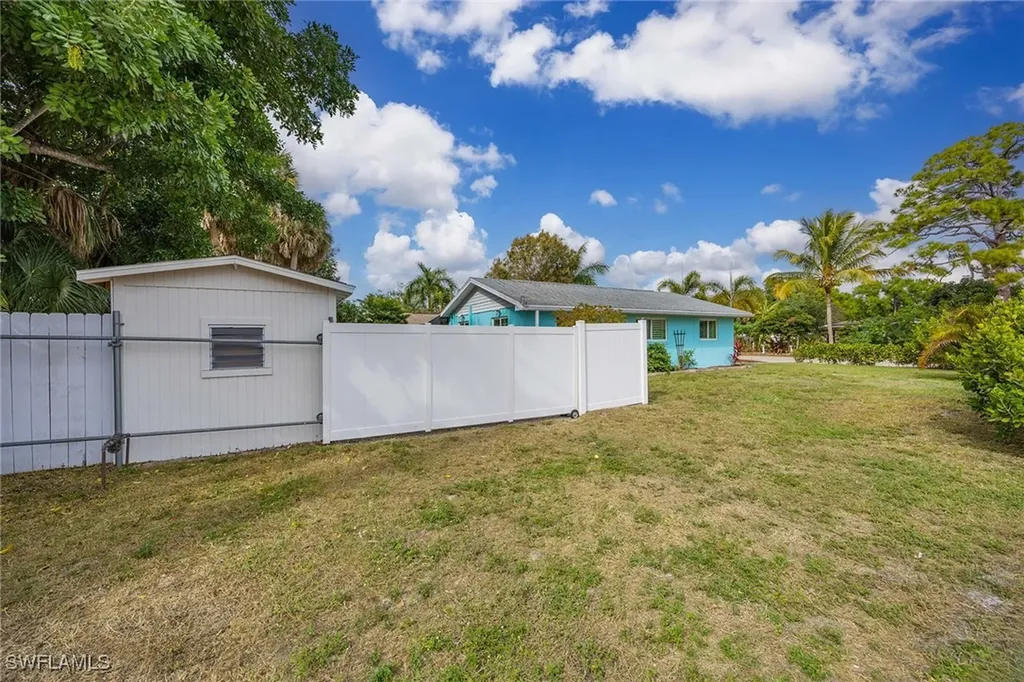 10690 Crockett Street Bonita Springs FL 34135