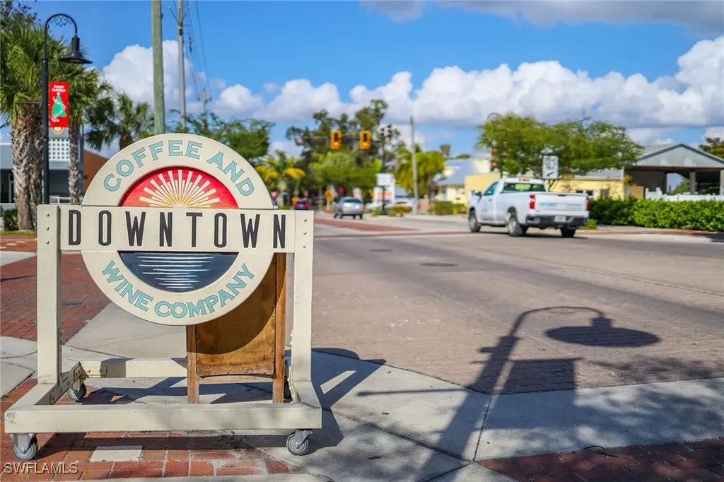 10690 Crockett Street Bonita Springs FL 34135