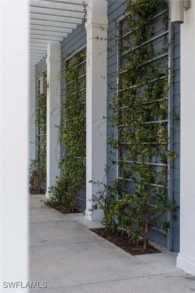 10690 Crockett Street Bonita Springs FL 34135