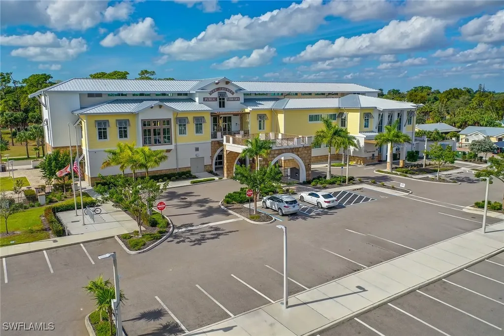 10690 Crockett Street Bonita Springs FL 34135