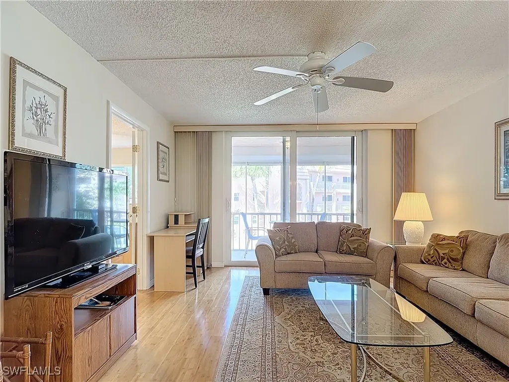 170 Turtle Lake Court Naples FL 34105