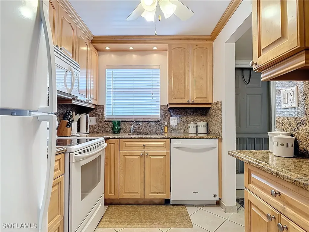 170 Turtle Lake Court Naples FL 34105