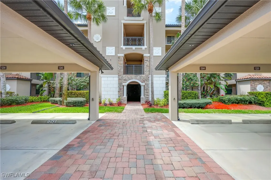 9815 Giaveno Court Naples FL 34113