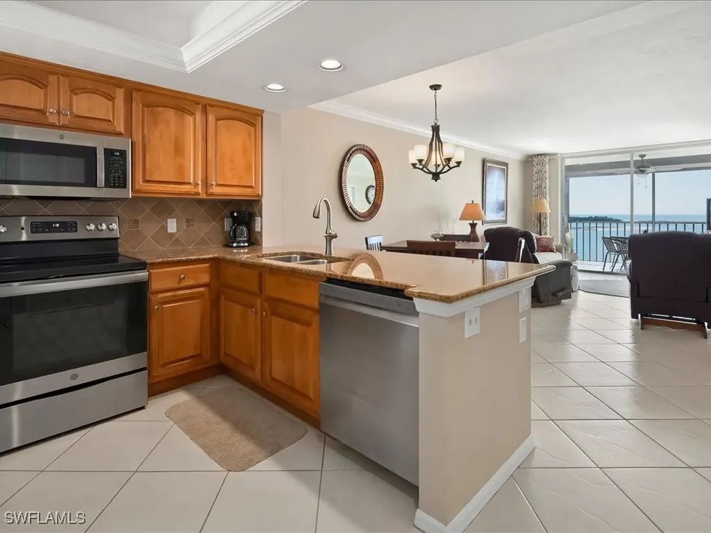 901 Collier Court Marco Island FL 34145