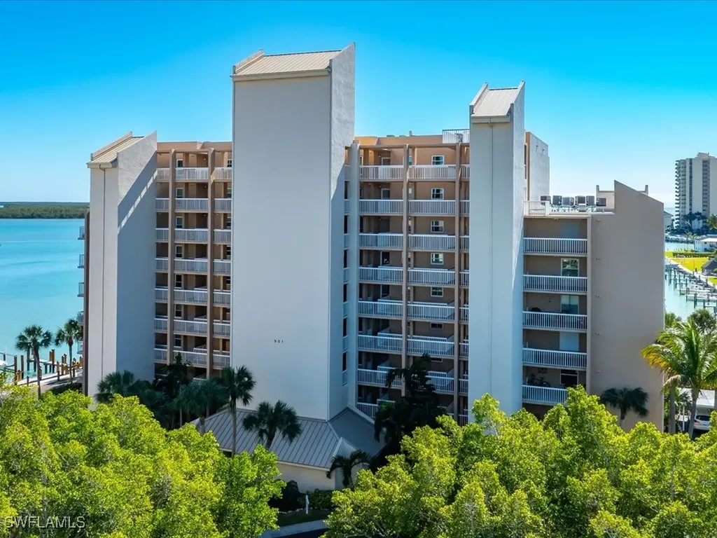 901 Collier Court Marco Island FL 34145