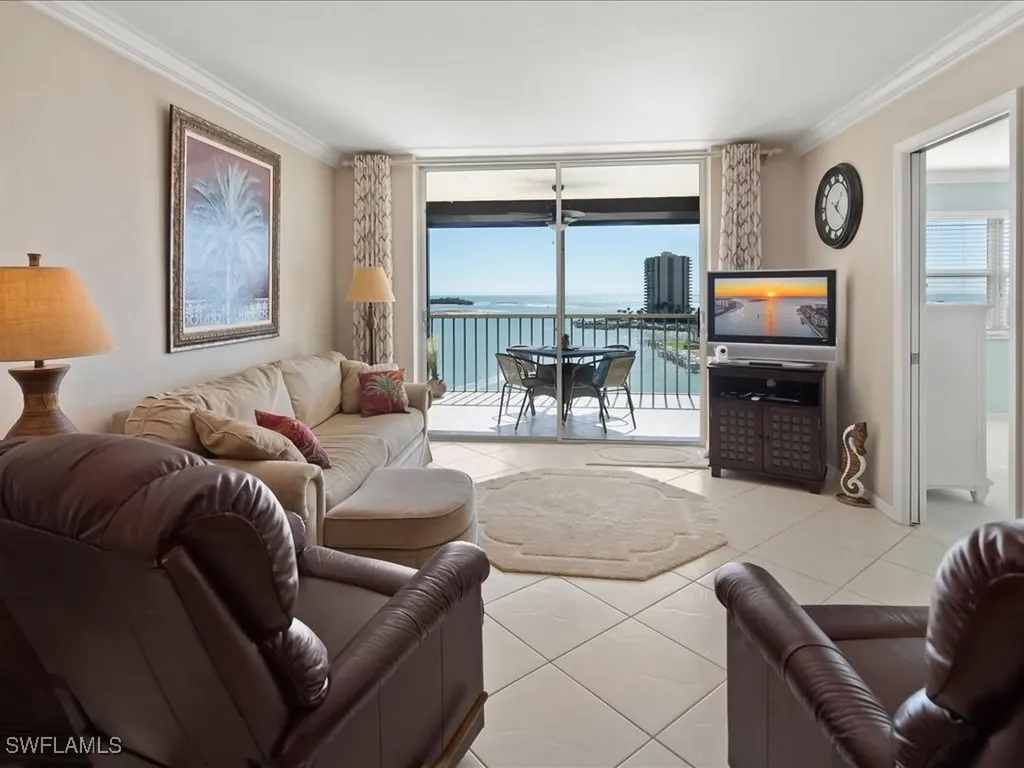 901 Collier Court Marco Island FL 34145