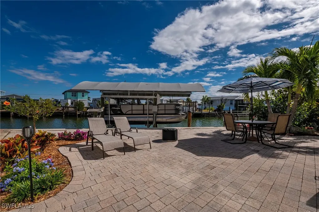 23 Nancy Lane Fort Myers Beach FL 33931