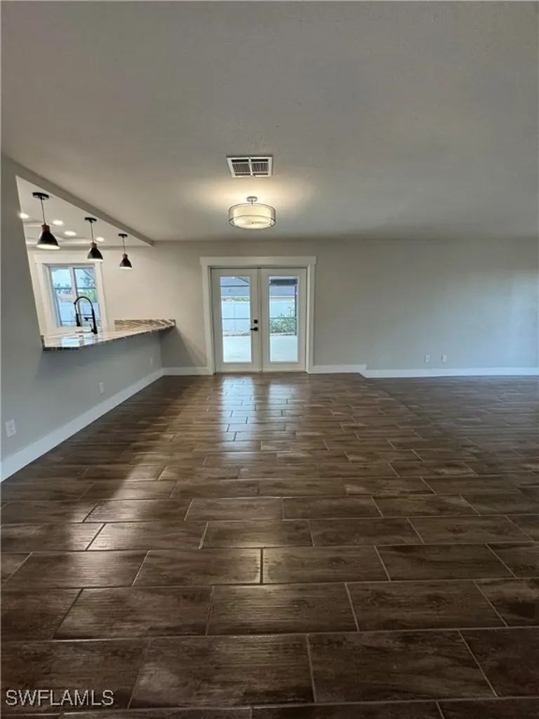 1819 SE 13th Terrace Cape Coral FL 33990