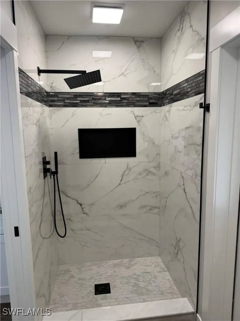 1819 SE 13th Terrace Cape Coral FL 33990