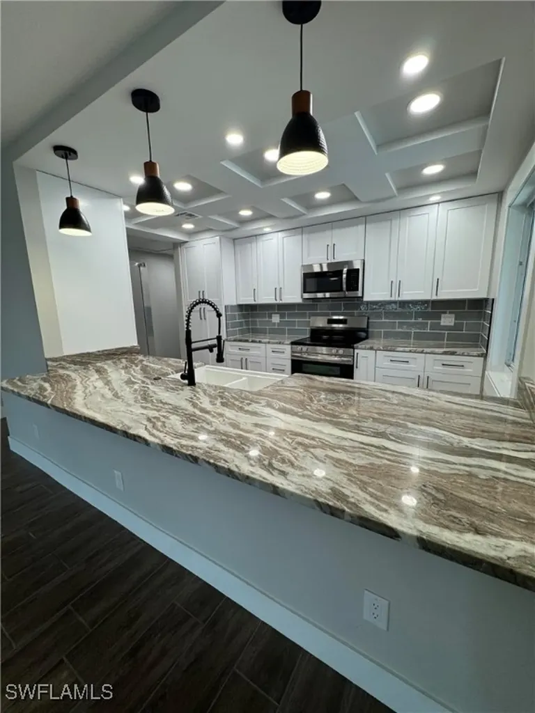 1819 SE 13th Terrace Cape Coral FL 33990