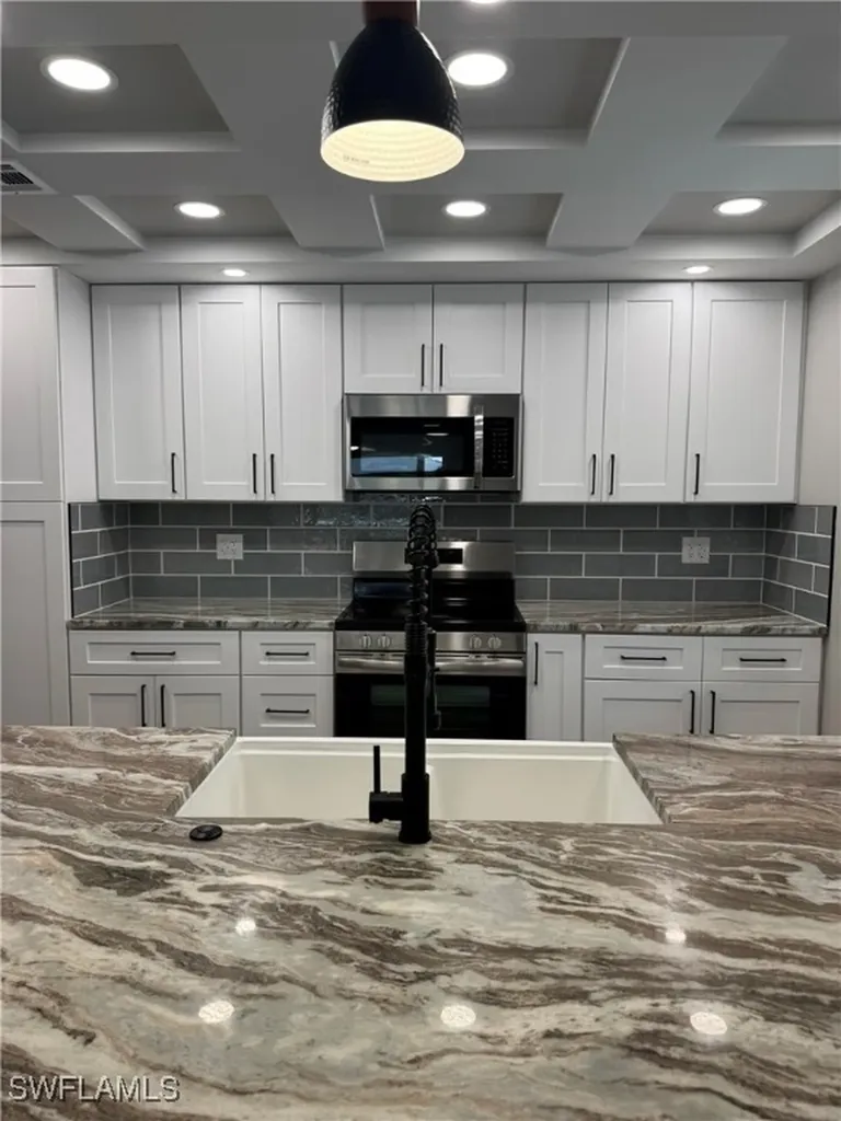 1819 SE 13th Terrace Cape Coral FL 33990