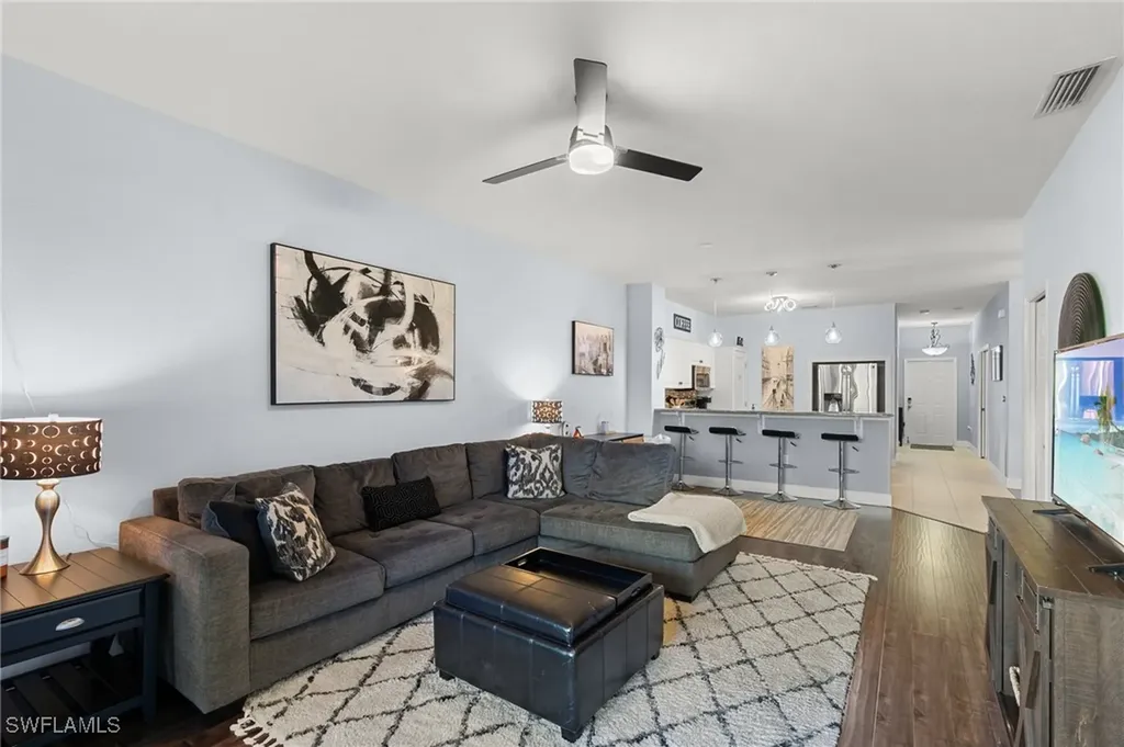 10021 Heather Lane Naples FL 34119