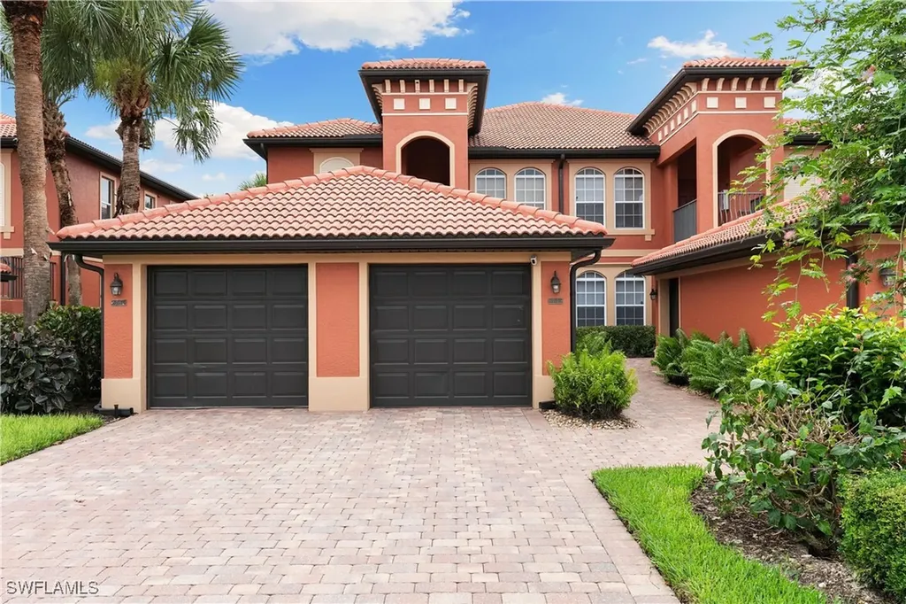 10021 Heather Lane Naples FL 34119