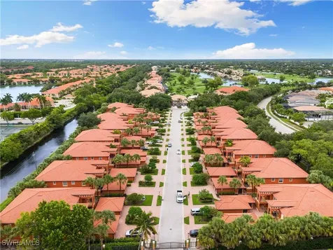 10021 Heather Lane Naples FL 34119
