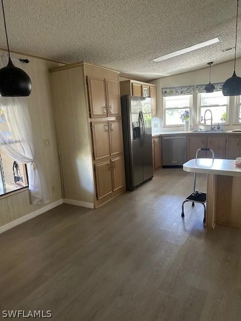 104 Belle Isle Circle Naples FL 34112