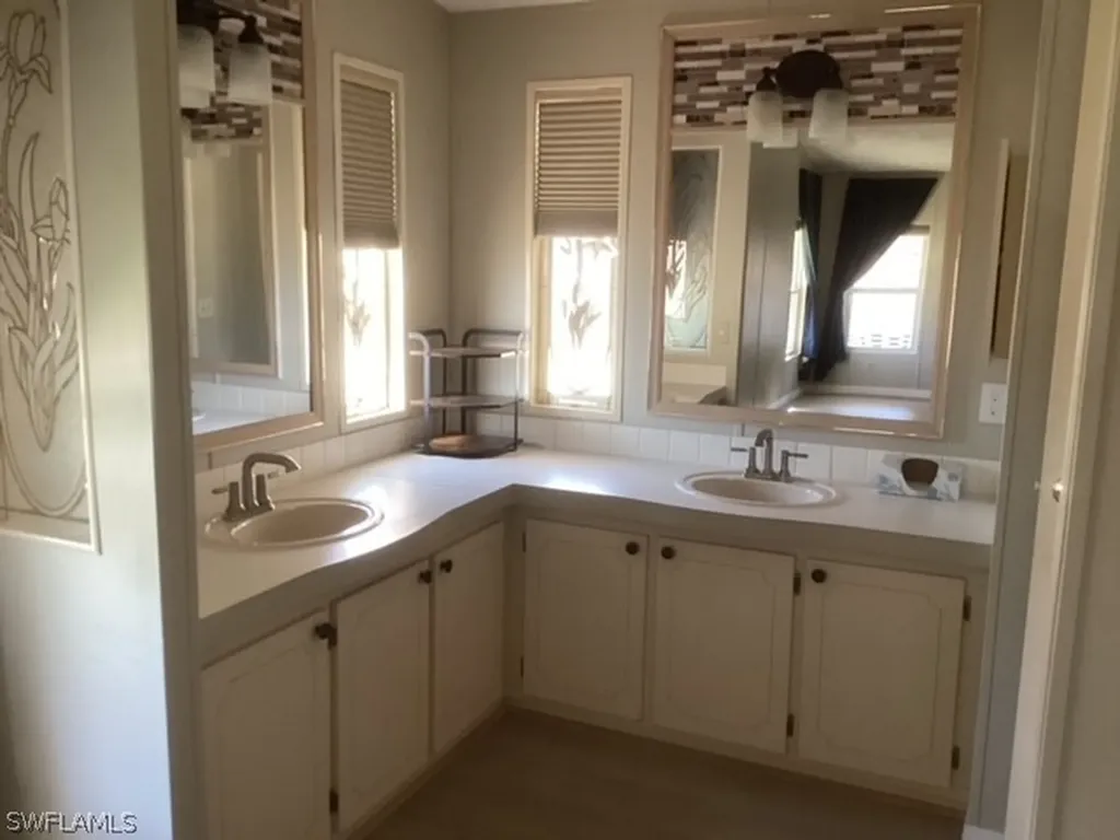 104 Belle Isle Circle Naples FL 34112