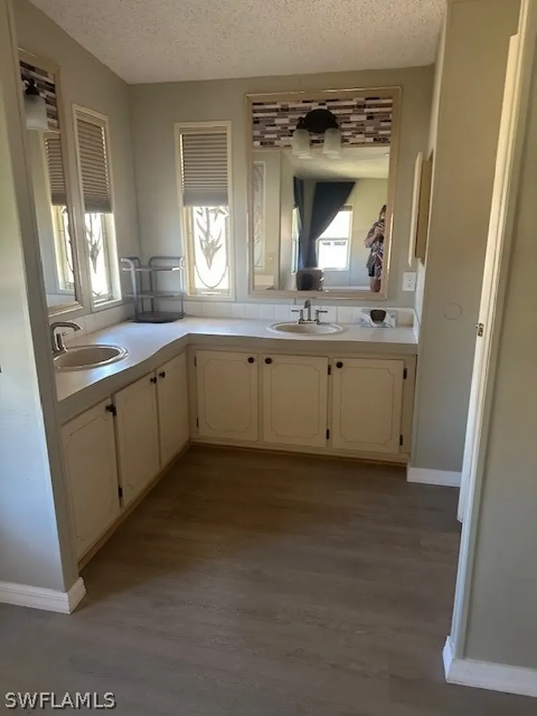 104 Belle Isle Circle Naples FL 34112