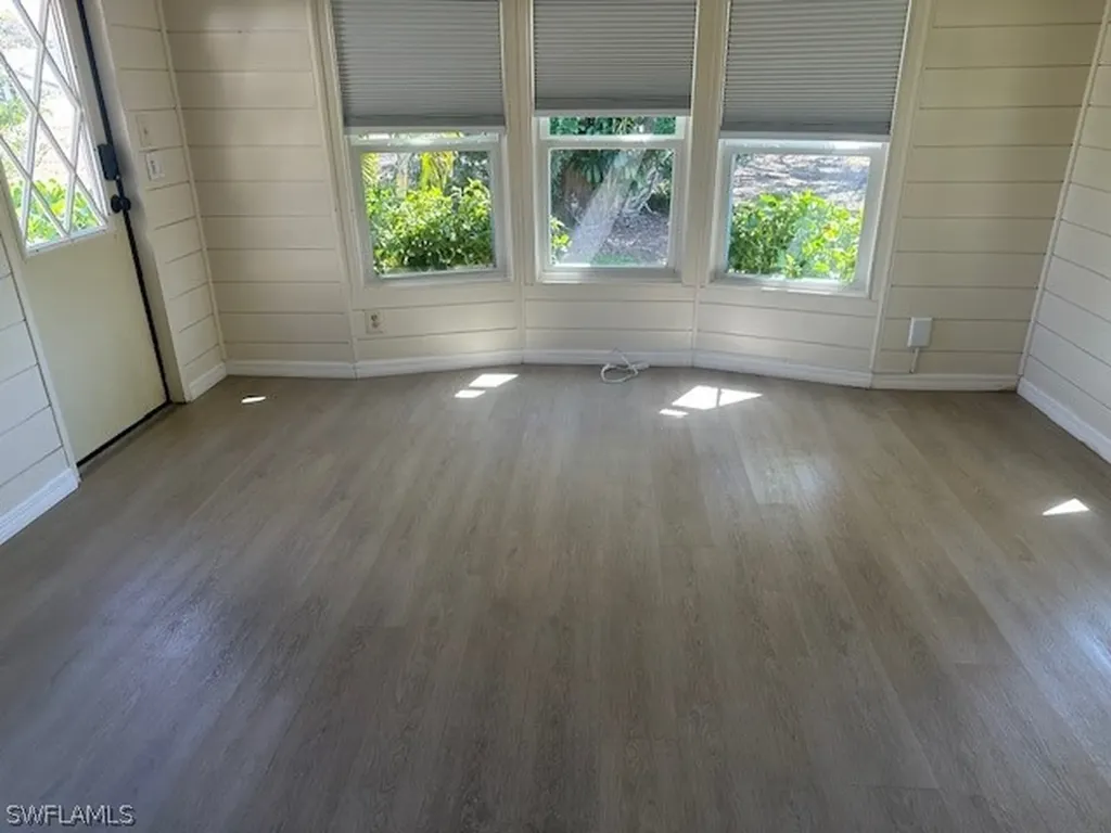 104 Belle Isle Circle Naples FL 34112