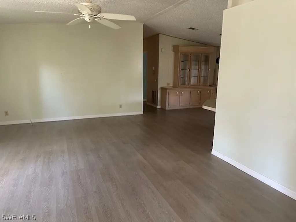 104 Belle Isle Circle Naples FL 34112