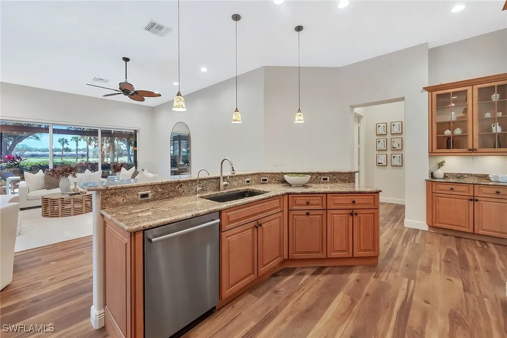 977 Tierra Lago Way Naples FL 34119