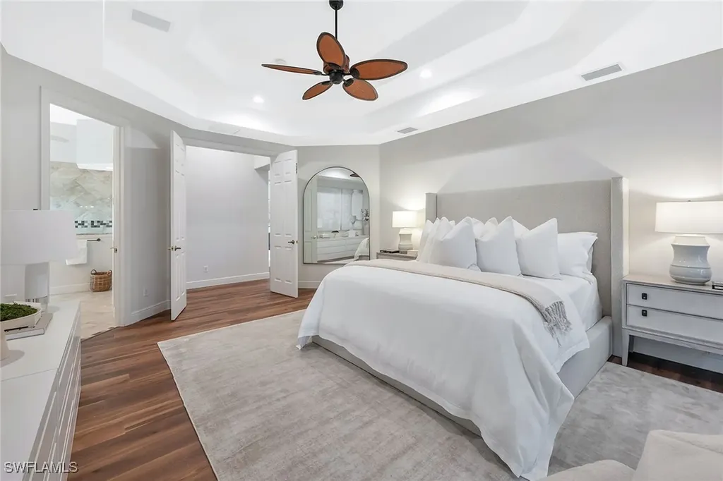 977 Tierra Lago Way Naples FL 34119