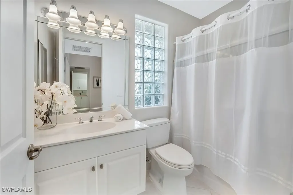 977 Tierra Lago Way Naples FL 34119