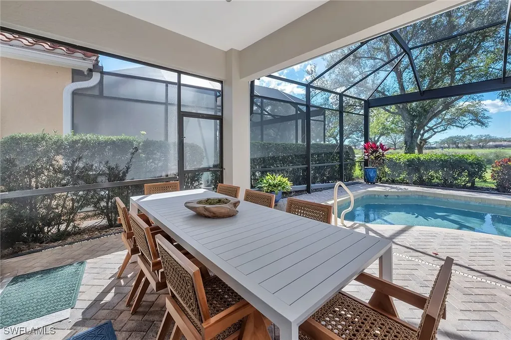 977 Tierra Lago Way Naples FL 34119