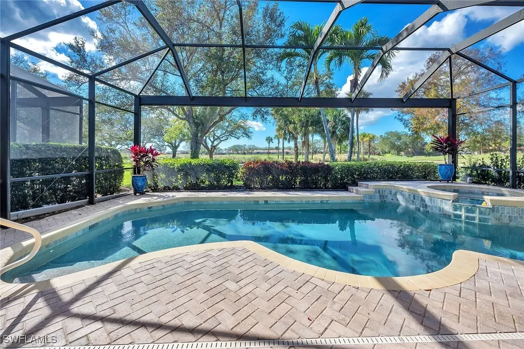 977 Tierra Lago Way Naples FL 34119