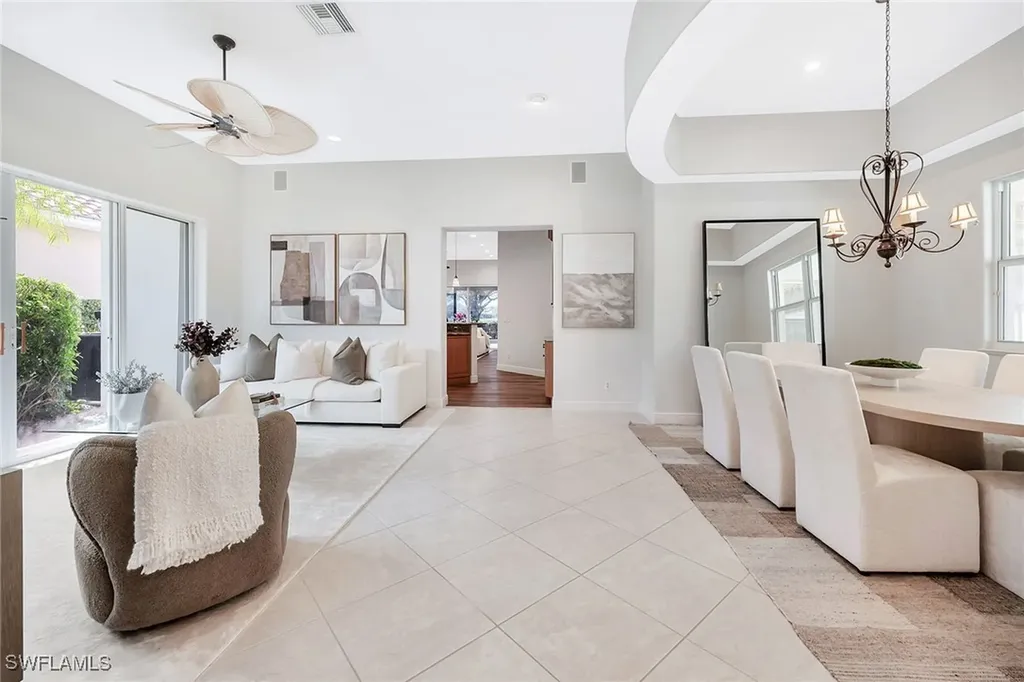 977 Tierra Lago Way Naples FL 34119