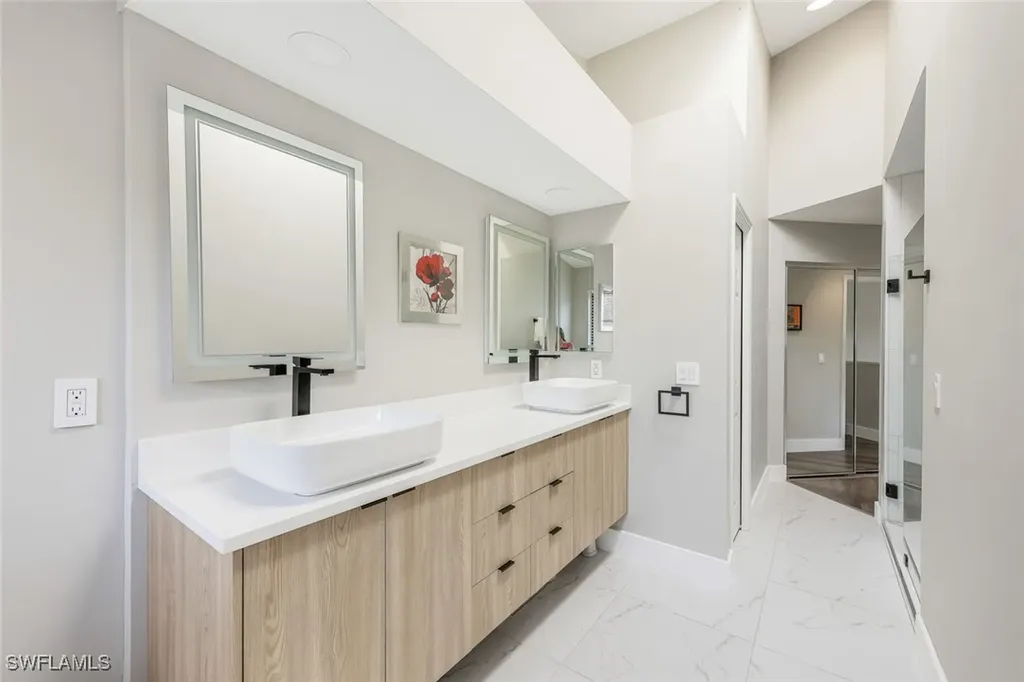 27106 Oakwood Lake Drive Bonita Springs FL 34134