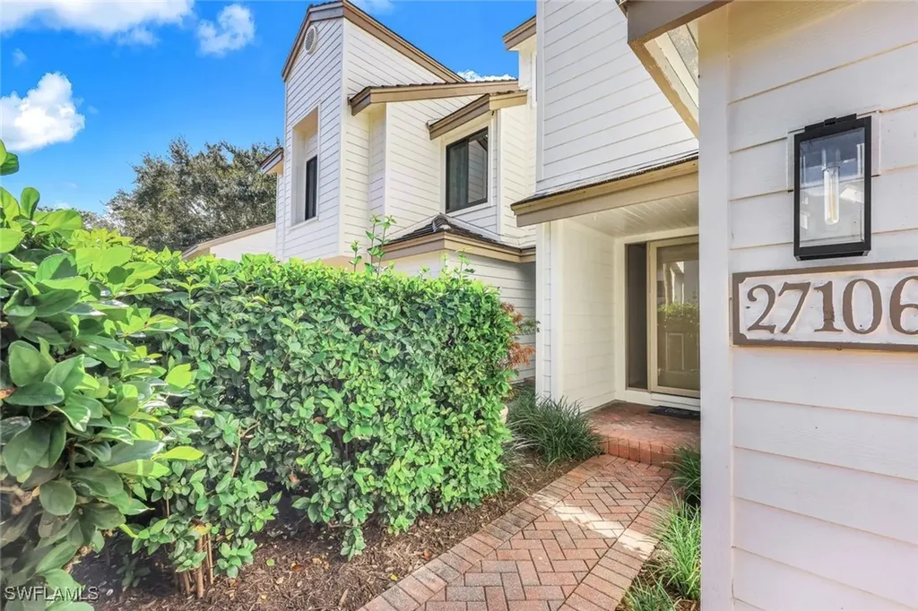 27106 Oakwood Lake Drive Bonita Springs FL 34134