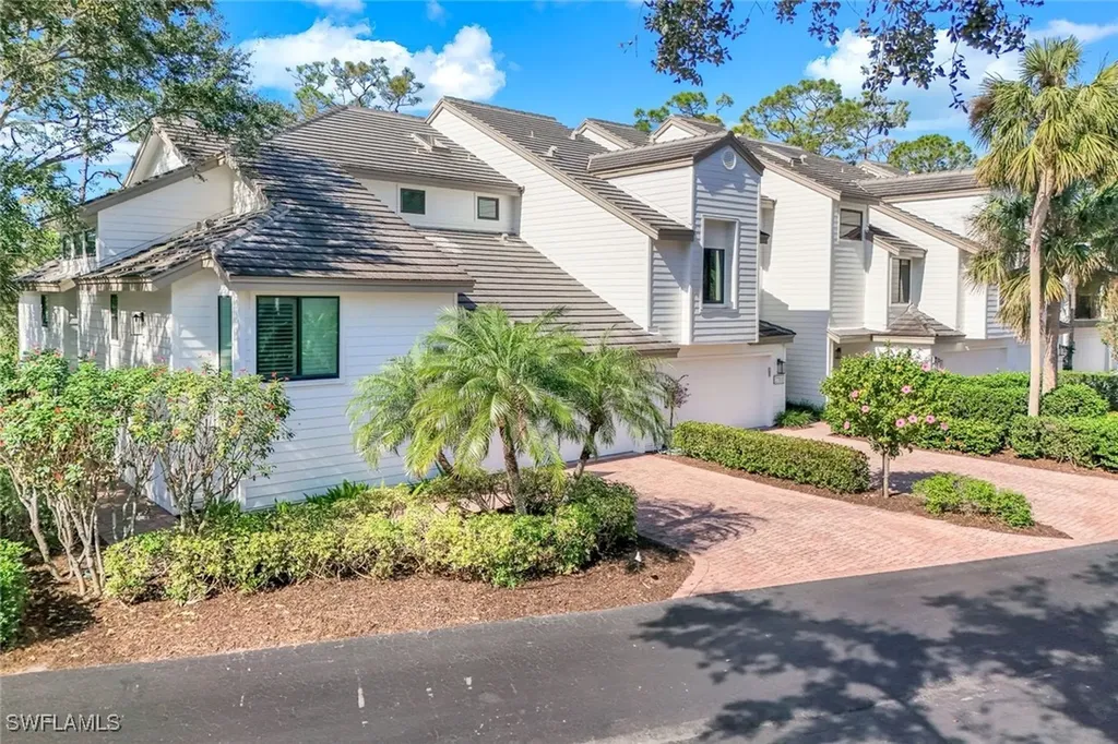 27106 Oakwood Lake Drive Bonita Springs FL 34134